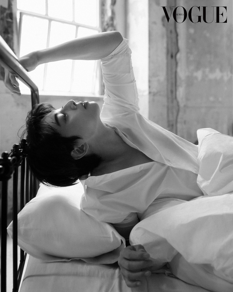 CHA EUN-WOO チャウヌ CK サイン入りのTシャツ CHA EUN-WOO(チャ