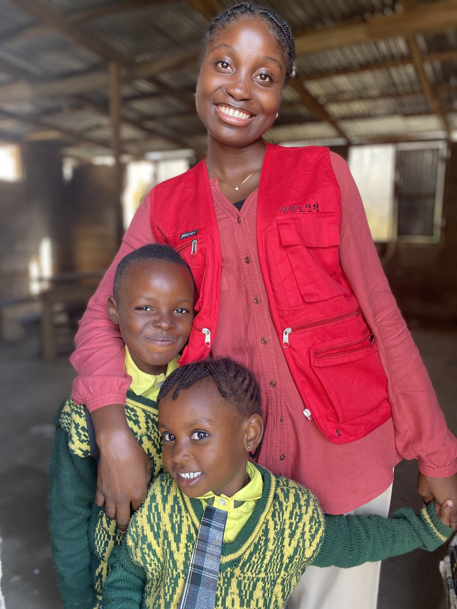 Happy New Month from Naza Agape Foundation

You can donate directly to support our work through this link: paystack.com/pay/onetimedon…

Together, we can help these children achieve their dreams. 💪🏽✨

#educationforall #nazaagapefoundation #impactlives #HappyNewMonth #october