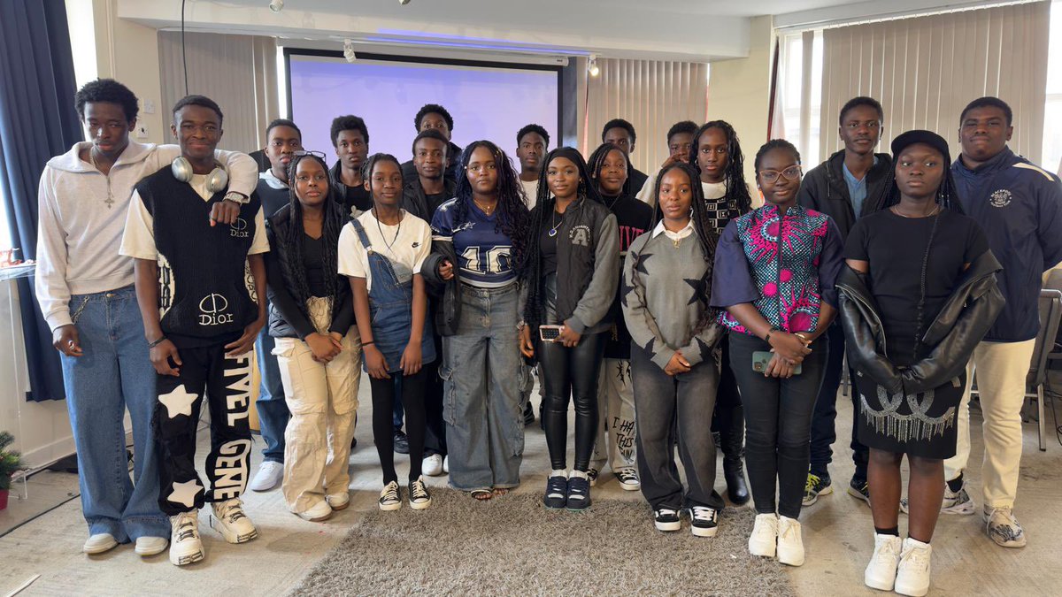 Skool of Street @ House of Wingz tweet media