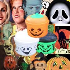 jimmyscabbysboi's tweet photo. What's the first movie you guys are watching today for the #30daysofhalloween ? https://t.co/bbeEZd0rLz