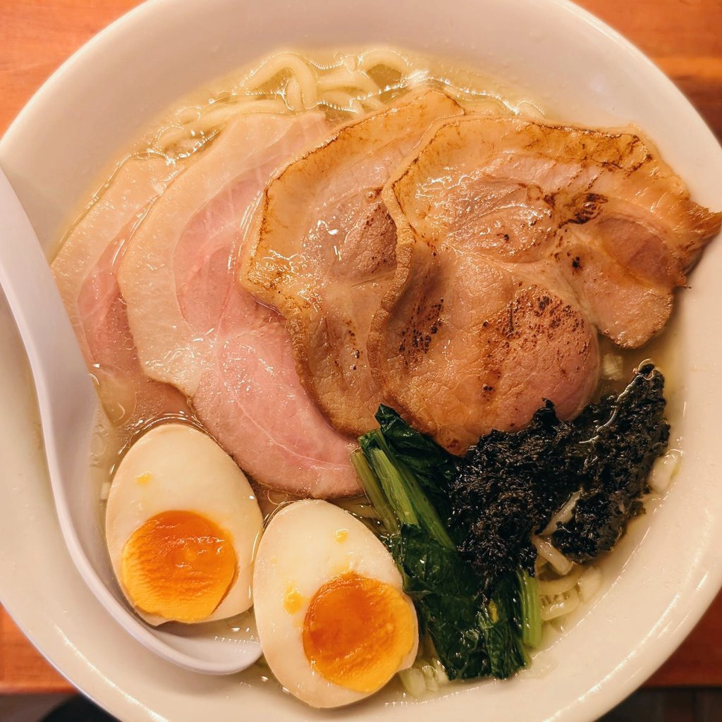 daigo0522's tweet photo. 最近美味しかったラーメンたち😋
・三原色⇒特製しお
・俺の生きる道⇒ニンニク増し
・一口香⇒白ごま坦々麺
・MENSHO TOKYO⇒ラム煮干中華そば https://t.co/lhAdpP4moR