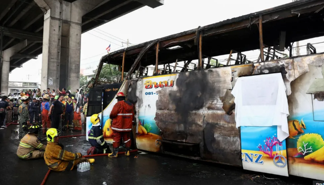 Ahead my mission in #Thailand🇹🇭 in 3 weeks, the news announces today a new tragedy on the road outside the Thai capital of #Bangkok where more than 20 children were killed in a bus crash. 

Road crashes are the 1st killer of children and youth worldwide. This is urgent to act and