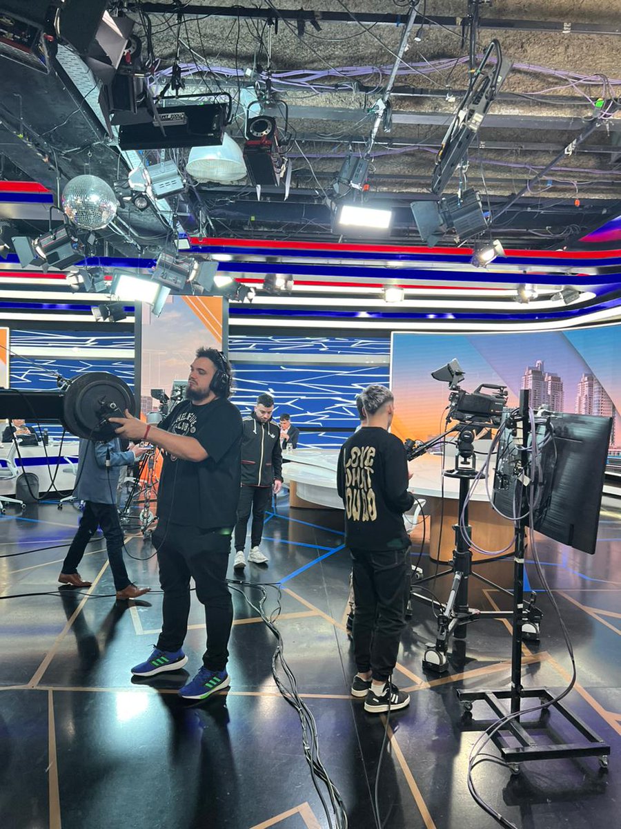 Ya estamos en <a href="/lanacionmas/">La Nación Más</a> para conversar sobre el mercado inmobiliario hoy: créditos, porcentajes de negociación y tiempos en las operaciones. <a href="/achaval_fabian/">Fabián de Achával</a> 
🔗m.youtube.com/watch?v=G5pHuB…