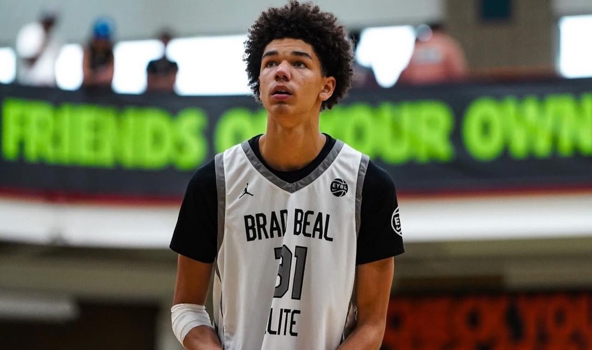 Four-star junior Sheek Pearson is being heavily pursued by three programs with a new program, Purdue, entering the mix. He discussed Mizzou, Marquette, and Iowa State with @Stockrisers.

Plus, he will visit Marquette on Saturday.

🔗: stockrisers.com/s/548/four-sta…