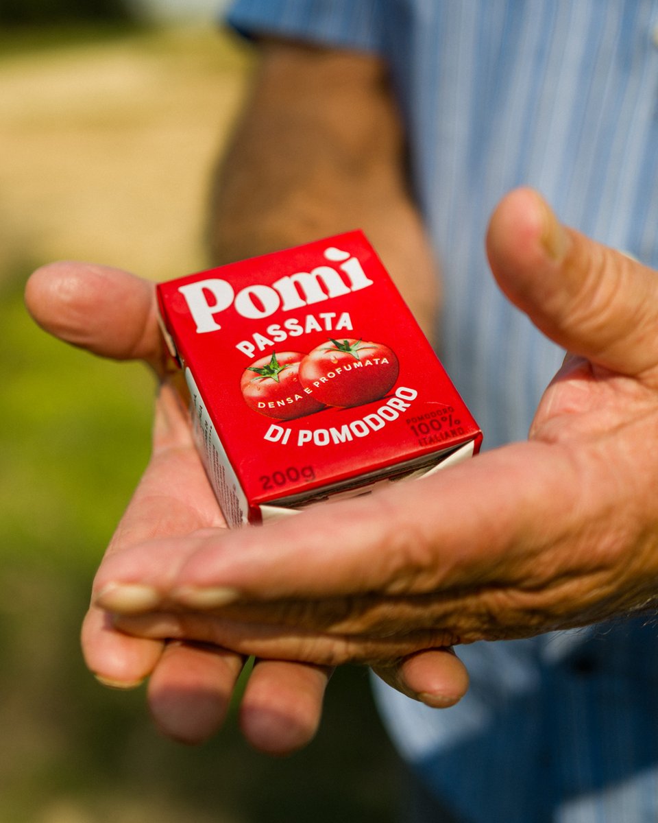🍅🇮🇹  Ogni nostro prodotto è creato solo con i migliori pomodori 100% Italiani, raccolti e lavorati entro 24 ore per portare in tavola un sapore fresco e un gusto inimitabile e genuino.

#Pomì #IncucinaconPomì #PomodoroVero