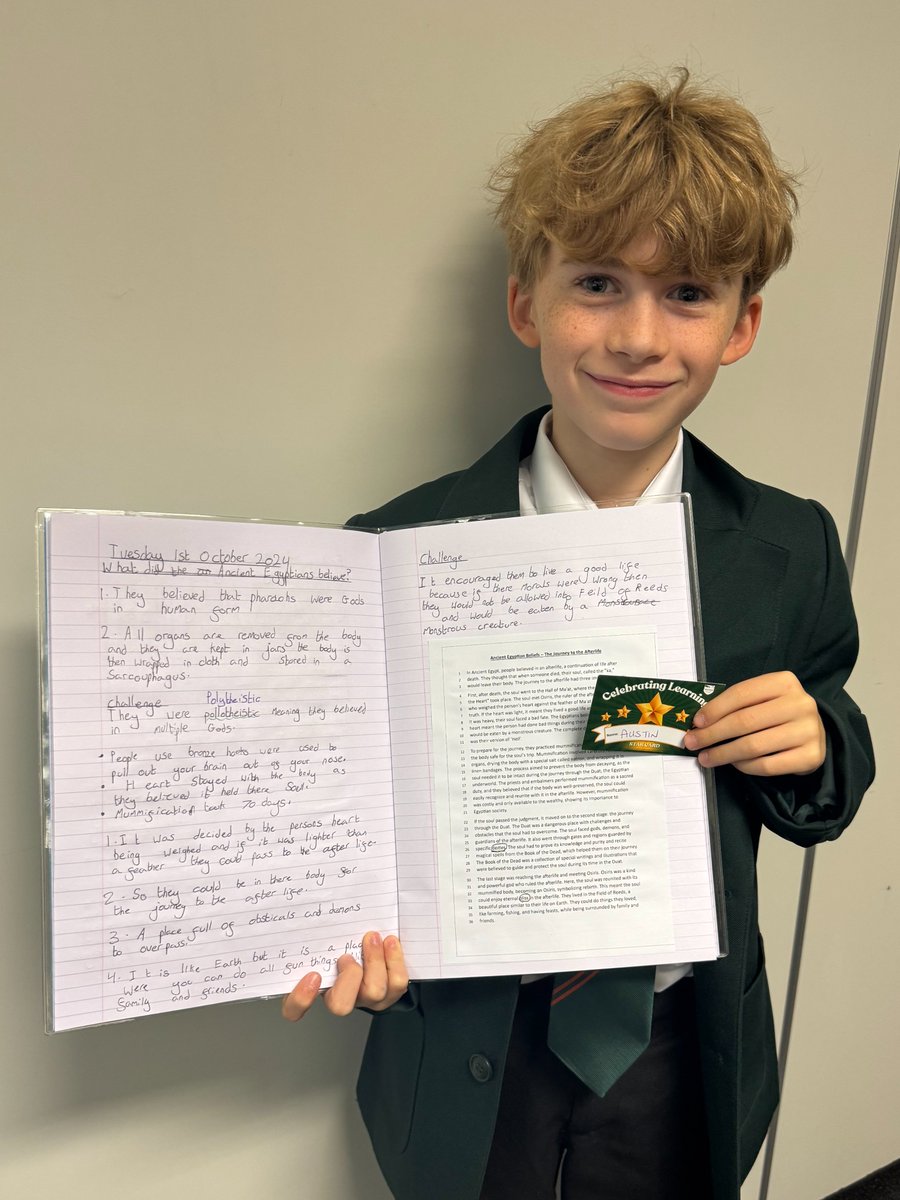 horizon_cc's tweet photo. 🌟Students in Years 7, 9 and 10 were the first recipients of our Star Cards today, given to them as a celebration of their excellent attitude to their learning - an achievement to be proud of!
Who will be the next student to receive one? 🌟
#celebratinglearning #pride https://t.co/kiKiqZgUun
