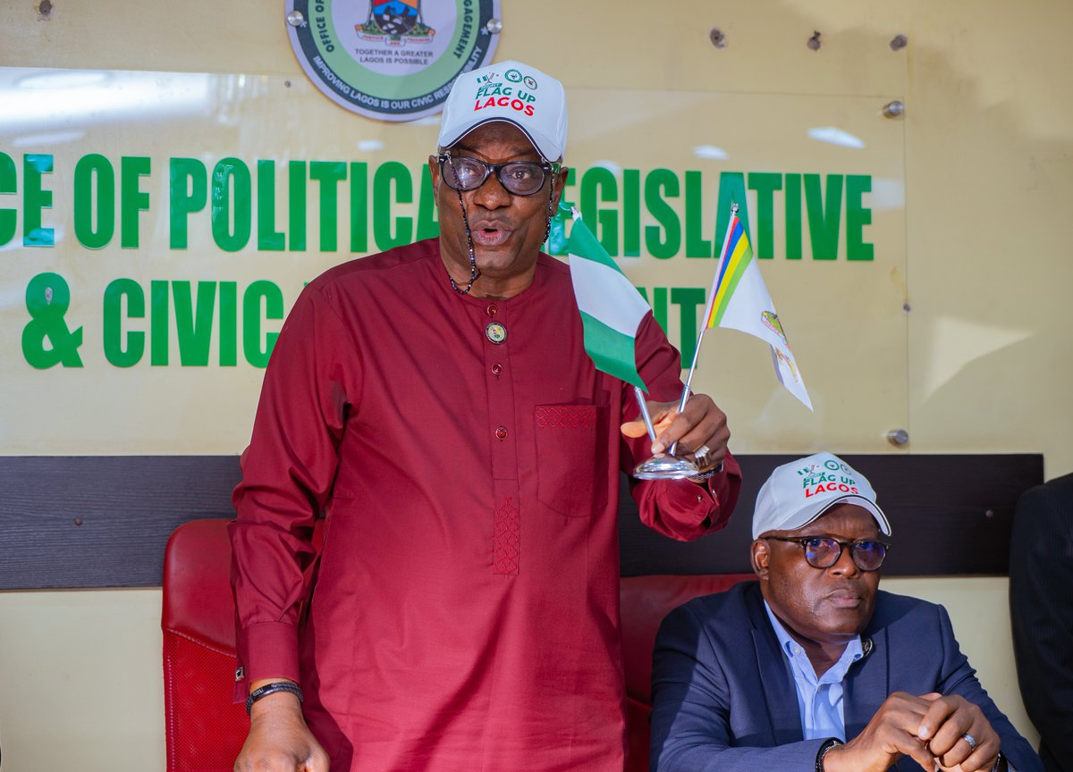 Our fellows had the honor of participating in Project Flag Up Lagos, an initiative by our alumni fellows, designed to reignite pride in the Nigerian flag. By displaying our flag in offices, schools, and homes, citizens are reminded daily of our unity, faith, and progress as a