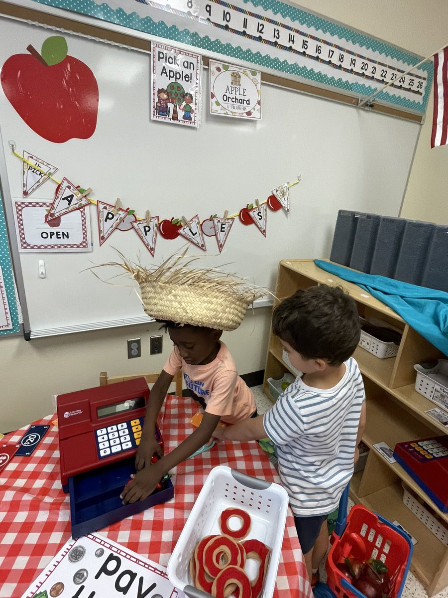 GernerCenter's tweet image. Welcome to the Apple Orchard! 🍎🍏
Mrs. Hardy’s students are excited about a new dramatic play theme. It is always exciting to see how the dramatic play areas change throughout the year.