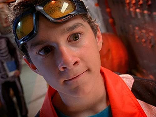 "Did that eye test mess with your brains?"

🎥 Even Stevens: S2E11 - "A Very Scary Story"
🎬 Created by Matt Dearborn
📺 Streaming on <a href="/DisneyPlus/">Disney+</a>