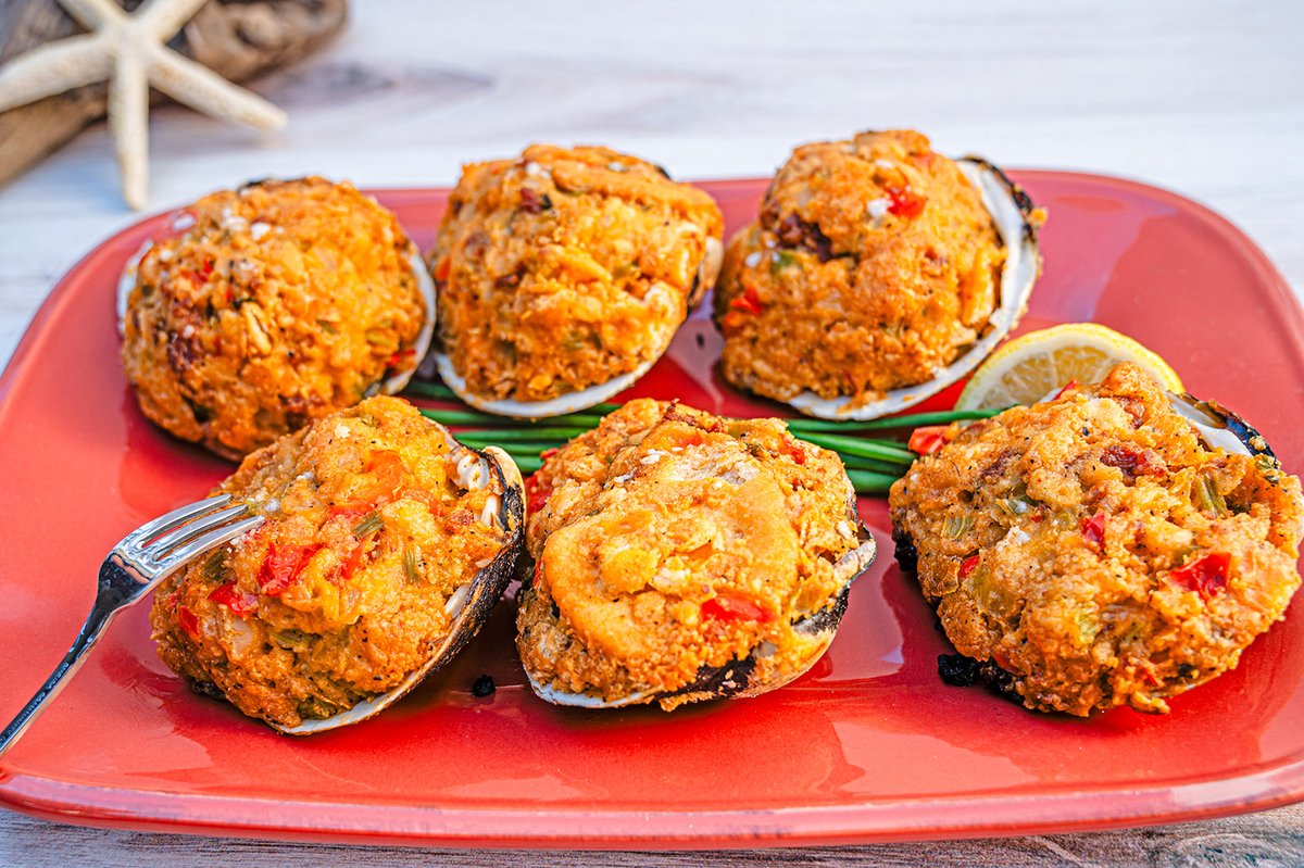 shopseafoods's tweet photo. Shake up your appetizer selection with classic New England Stuffies! Purchase a package of 6 Stuffies in an oven-ready tray by October 7th and get 20% off using code STUFFIES24 at checkout.* Offer details in the comments. #shoplegal #appetizers #reallyfreshfish #entertaining https://t.co/q53ltAxGoR