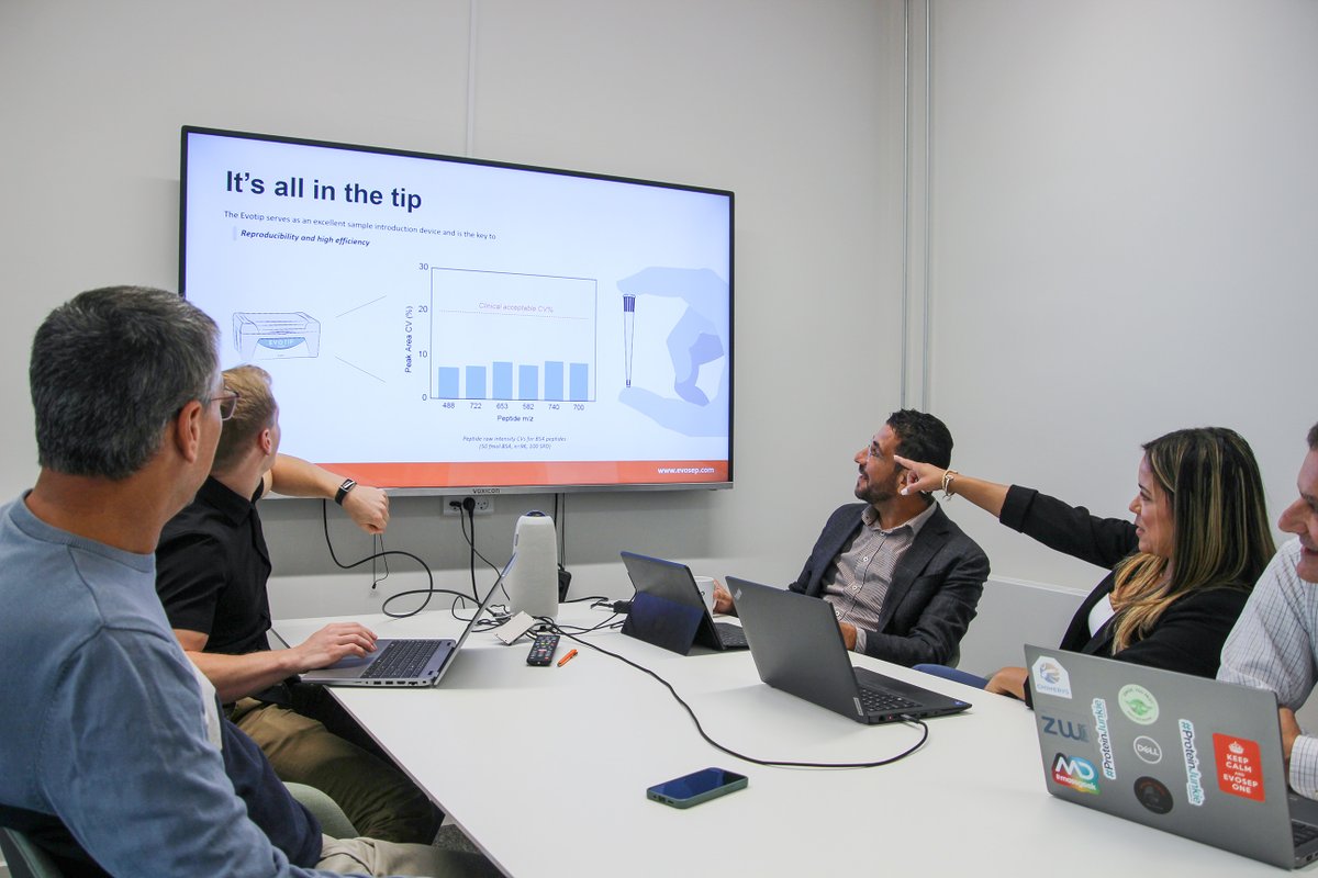 EvosepBio's tweet image. Welcome to Naomi Diaz, our new Technical Sales Specialist for the US South! With a decade of experience in #massspectrometry and a true chemist at heart, Naomi is eager to support and build strong relationships with both new and existing users in the region. #teammassspec