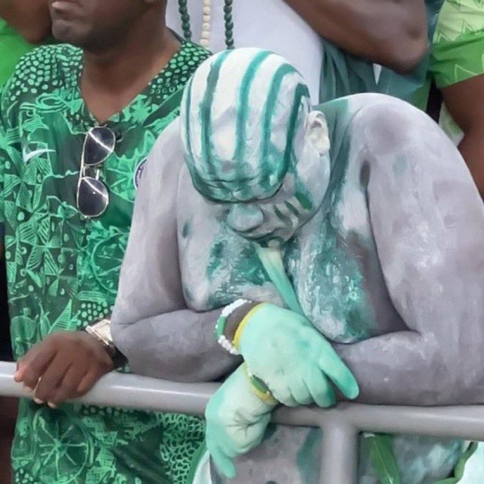 NaijaNation's tweet image. Celebrating Nigerian Independence Day but also remembering that how our country is in shambles because of bad leadership.
