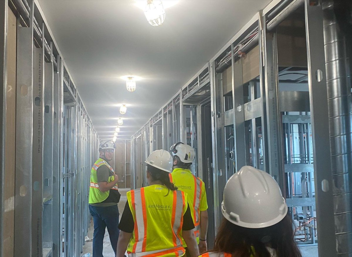 Yesterday, The Albert M. Higley Co. and Power Construction hosted a jobsite tour of The Artisan at Circle Square for our staff! Our team enjoyed exploring the 298-unit apartment project and learning about its progress firsthand.  
#BeyondBricksAndMortar #BuildingCommunity