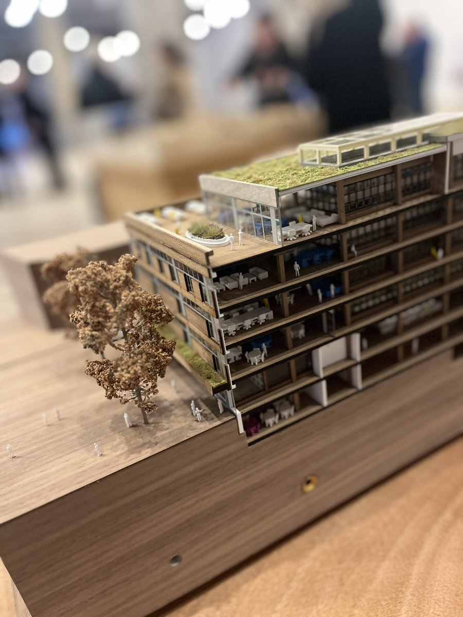 The Tribune tweet media