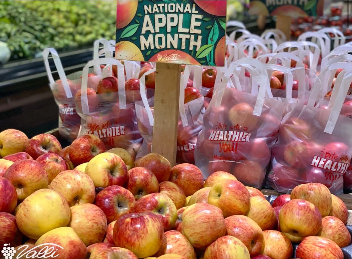 October is National Apple Month!
Whether you're baking or bobbing, stop by Valli to get some great deals on our large selection of fresh apples!