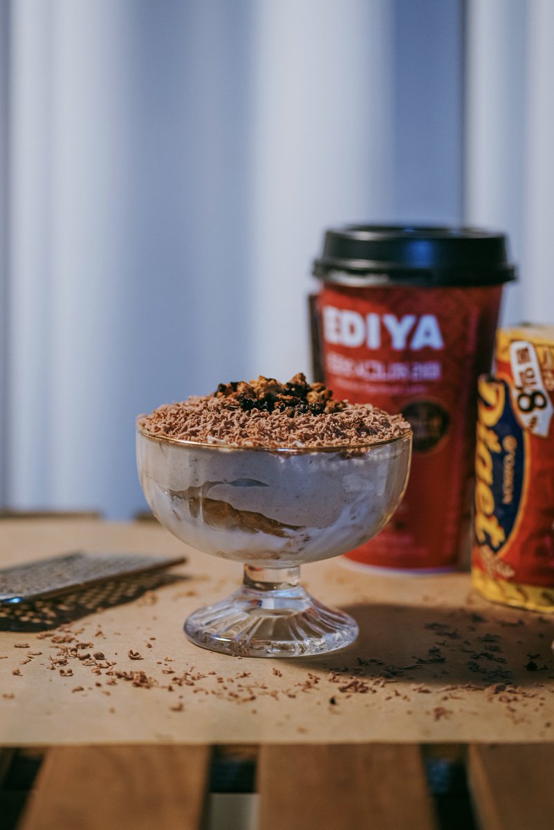 _travelkim's tweet image. 흑백요리사 편의점 음식편
나폴리맛피아 밤 티라미수를 만들어본 타래
과연 편의점 음식으로 만든 티라미수는 진짜 맛있을까? 궁금함을 참을 수 없어 편의점에 뛰어 갔다왔고 진짜 심사평이 이해될 만큼 맛있다….