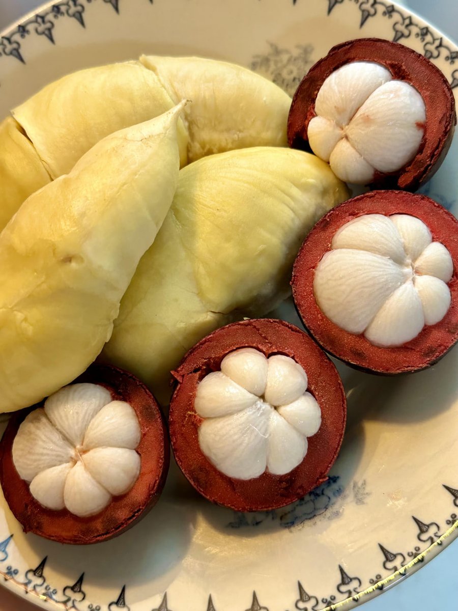 amrishgowda3's tweet photo. 大好きな果物で https://t.co/AW94tAyBPi
