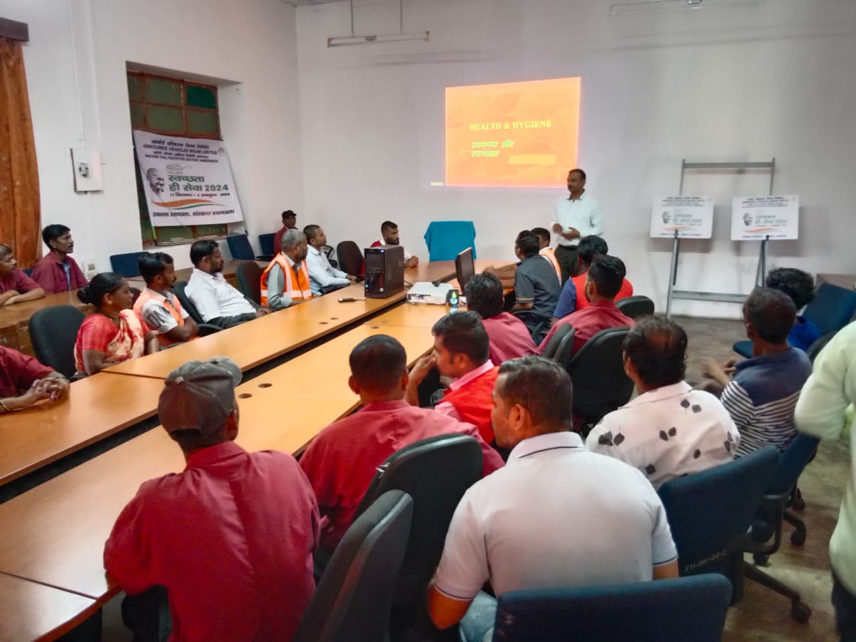 Mpf_Avnl's tweet photo. AVNL Ambarnath today organised Safety and Hygiene Training for Safai Mitras  under SHS24 Mission.
#SHS2024
#SanskaarSwachhata
#CleanIndia #SwachhBharat  #SwachhataHiSeva@MoHUA_India @MoJSDDWS @DARPG_GoI @AVANI_PR @sanjaydwivedi28 @PMOIndia @DefenceMinIndia @SethSanjayMP @DefProdnIndia @SpokespersonMoD @vrrambhad