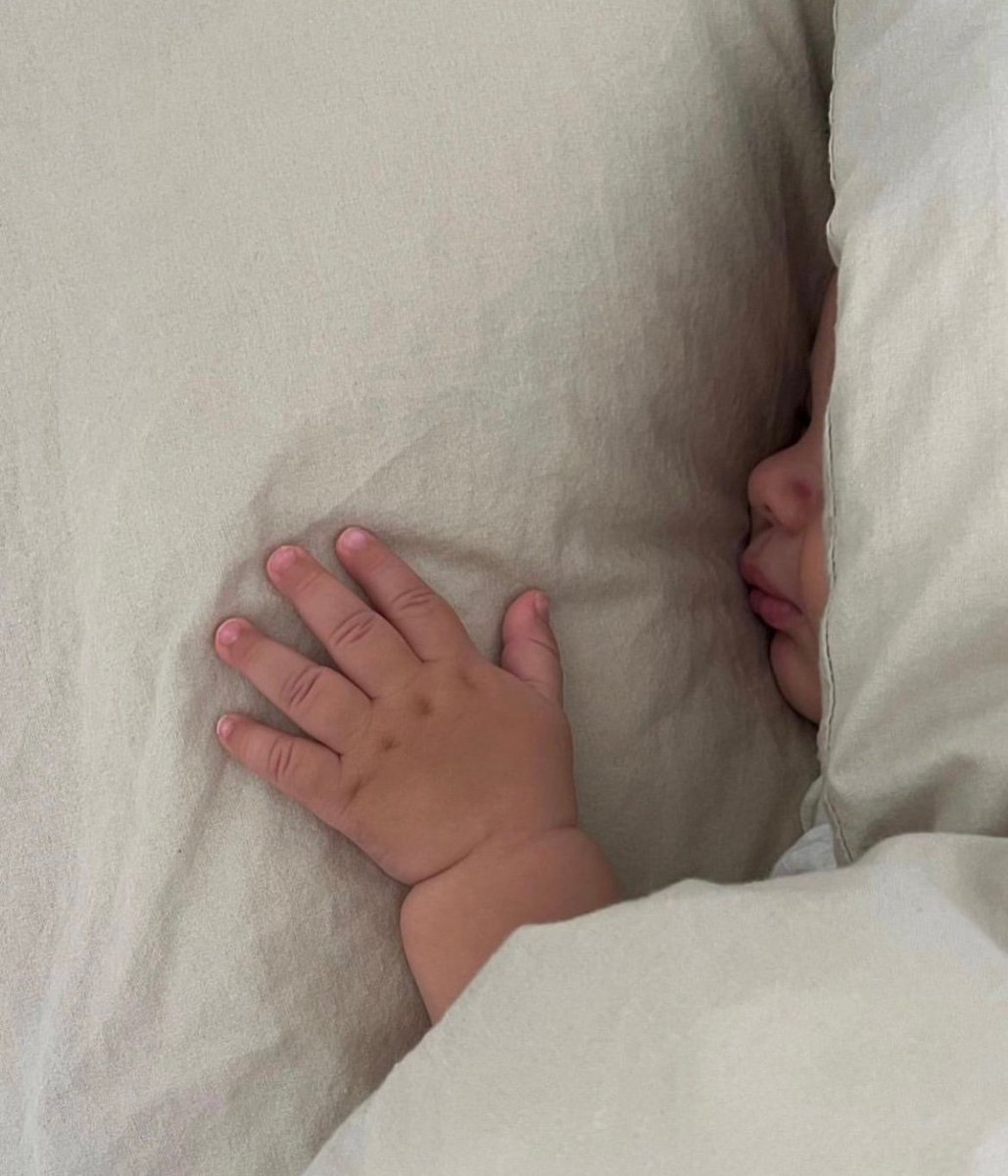 𝑲𝒊𝒅𝒔ᡣ𐭩 (@twilingy) on Twitter photo 