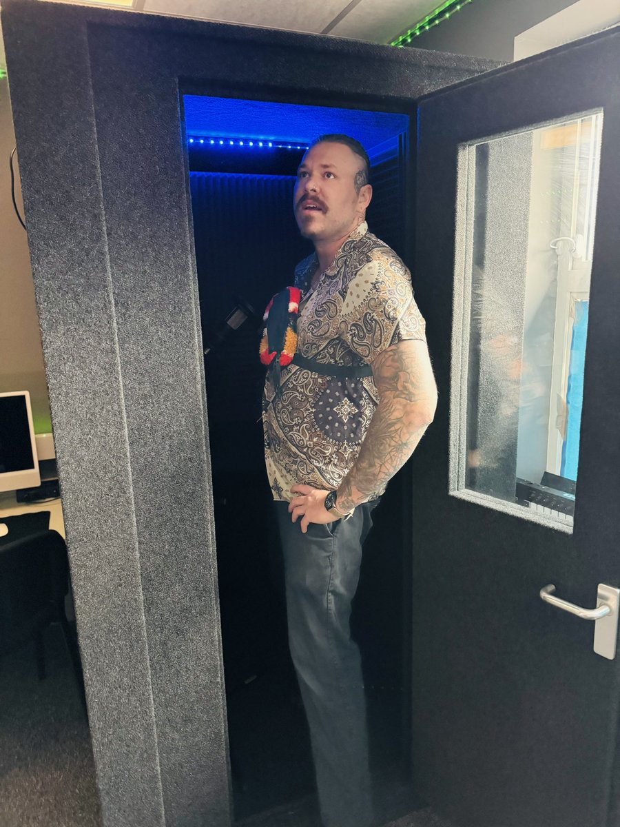 Clive Lawrence, OBE🎖 tweet media