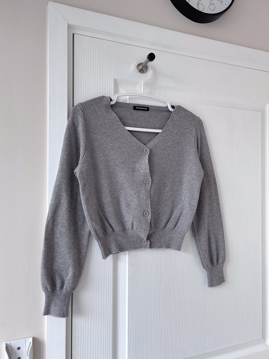 cardy cardigan tweet media