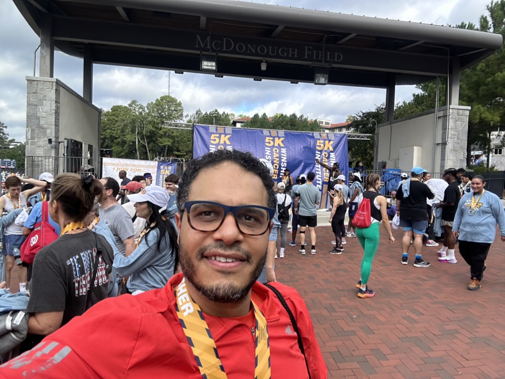 HakeemLab (@hakeemlab_emory) on Twitter photo Inspired to see thousands at the <a href="/Winship5k/">Winship 5K</a> this weekend! All came to raise money & awareness for our fight against cancer! Thanks <a href="/WinshipAtEmory/">Winship Cancer Institute of Emory University</a> <a href="/emoryhealthcare/">Emory Healthcare</a> <a href="/EmoryUniversity/">Emory University</a> for an amazing organization! Happy that I represented <a href="/PATRU_Emory/">PATRU@Emory</a> <a href="/EmoryPathology/">Emory University Department of Pathology</a> with #AlexFlegle Inspired to see thousands at the <a href="/Winship5k/">Winship 5K</a> this weekend! All came to raise money & awareness for our fight against cancer! Thanks <a href="/WinshipAtEmory/">Winship Cancer Institute of Emory University</a> <a href="/emoryhealthcare/">Emory Healthcare</a> <a href="/EmoryUniversity/">Emory University</a> for an amazing organization! Happy that I represented <a href="/PATRU_Emory/">PATRU@Emory</a> <a href="/EmoryPathology/">Emory University Department of Pathology</a> with #AlexFlegle
