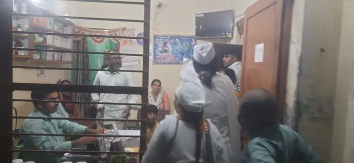 MahilaSevadal's tweet photo. #हरियाणा_विधानसभा_चुनाव 
#पंचकुला_विधानसभा
पंचकुला विधानसभा क्षेत्र में  भाई #ChanderMohan जी के लिए उनकी धर्मपत्नी श्रीमती सीमा जी के साथ डोर टू डोर प्रचार  प्रसार किया| @INCIndia @CongressSevadal @RahulGandhi @kharge @LaljiDesaiG @priyankagandhi @digvijaya_28 @SupriyaShrinate https://t.co/P0YjuBqr9s