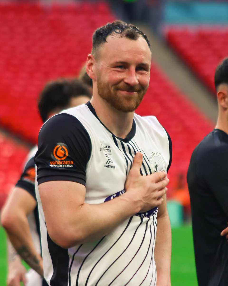 A champion in every sense of the word as a player, coach &amp; person - few people have embodied Gateshead more in the last three years.

Thank you and good luck, Louis 🤍

#WorClub ⚪️⚫️