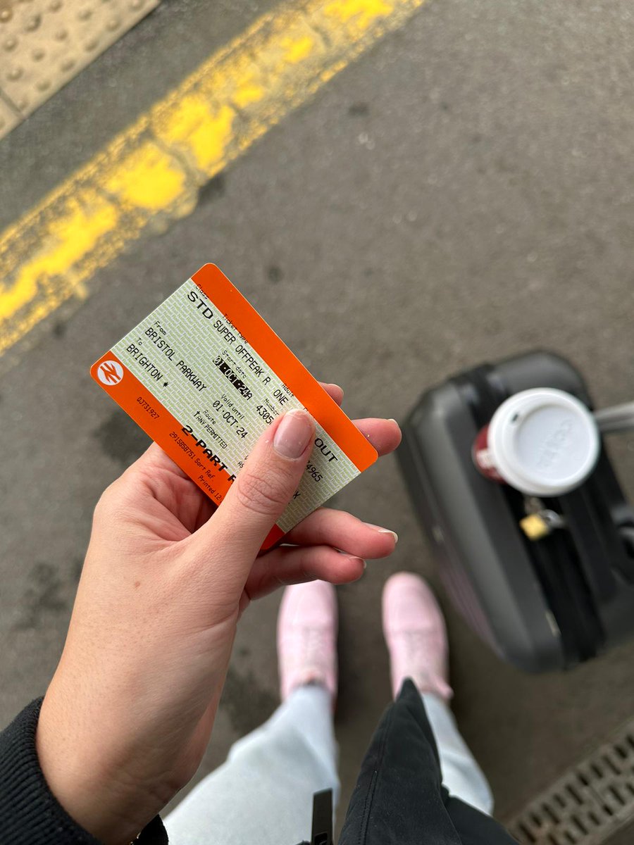 It's brightonSEO week!   We're all packed up, and we're ready for our digital marketing pilgrimage down to the most sacred destination in all of SEO-dom shy of John Mueller's desk.  If you've got tickets for Gareth and Laura's advanced link building course tomorrow - lucky you!