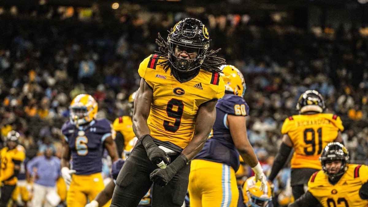 Blessed to receive an offer from Grambling State University <a href="/CoachJaysmith18/">JaySmith</a> <a href="/KrisPeters06/">COACH KRIS PETERS</a> <a href="/GibsonAnathan/">Anathan Gibson</a> <a href="/CoachLusby/">Coach Lusby</a> @Coach_RicoMcCoy <a href="/JUCOFFrenzy/">JUCO Football Frenzy</a> <a href="/JuCoFootballACE/">JuCo Football Forer</a>