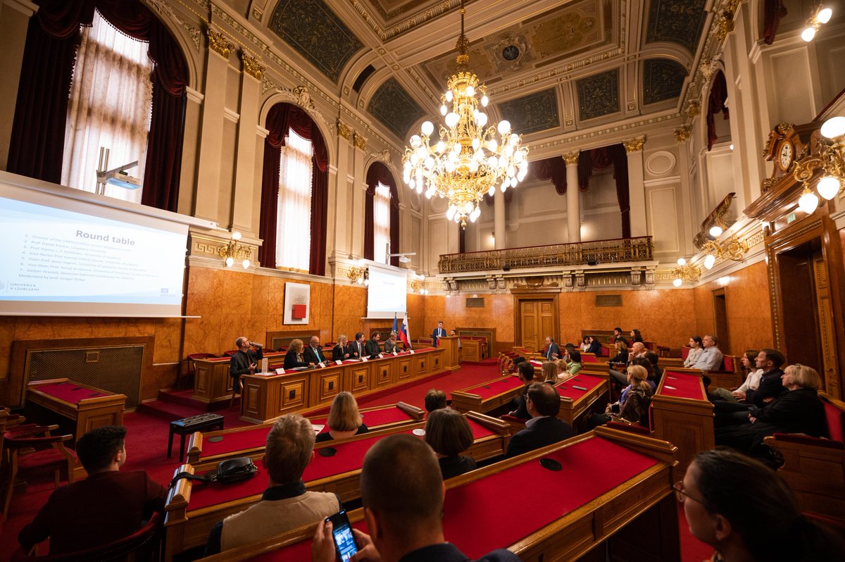 25. 9.  je potekala slovesnost ob pridobitvi UNESCO katedre o izobraževanju učiteljev za trajnostni razvoj na UL. Namen katedre  je spodbujati integriran sistem raziskovanja, poučevanja in usposabljanja ter vključevanje v družbeno dogajanje o trajnostnosti in izobraževanju.