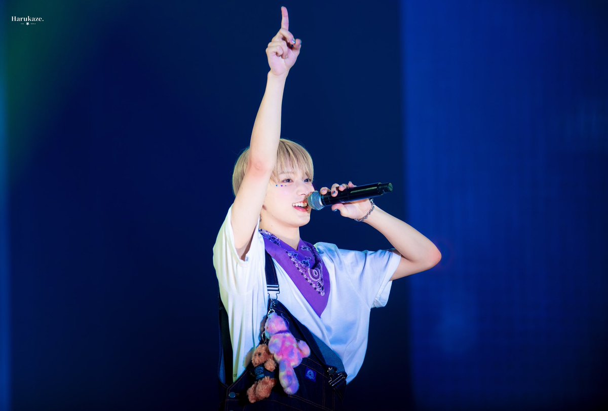 springbreeze_hr's tweet photo. 240929 &amp;TEAM CONCERT TOUR 'SECOND TO NONE' 名古屋 HQ 

初アリツ完走おめでとう😻🎊

#HARUA #하루아 #ハルア
#andTEAM #앤팀 https://t.co/6mnHUMKYpL