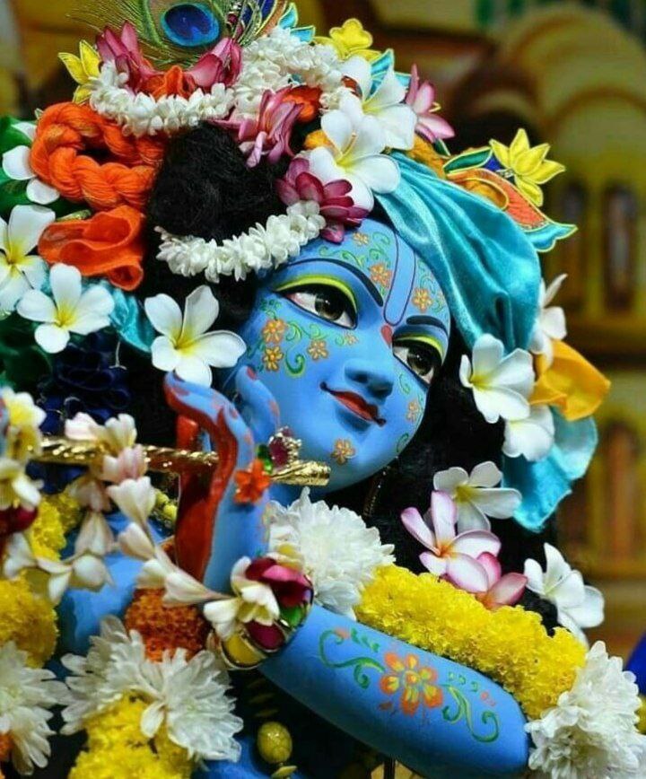 उनका वादा भी अजीब था, बोले जिंदगी भर साथ निभाएंगे,
हम ये पूछना भूल गए मोहब्बत के साथ या फिर यादों के साथ..!!!
जय श्री कृष्णा/राधे-राधे सभी को ....