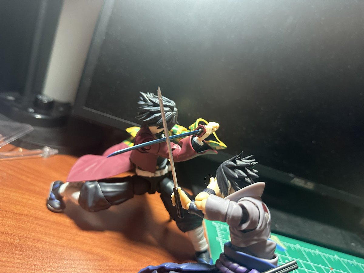 Yog (@yogfigs) on Twitter photo 