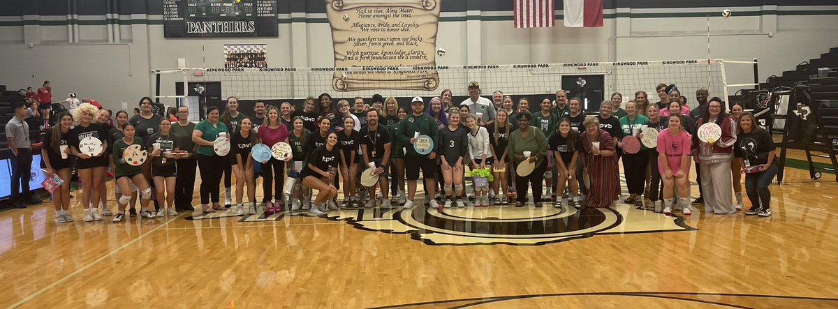 A HUGE thank you to all the teachers that showed up for our Teacher Appreciation game! We have an amazing staff here at KP and we loved being able to honor them🤍