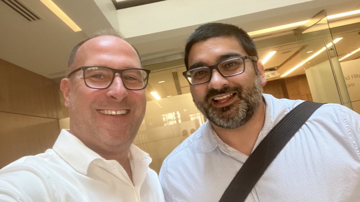 Great to share science and ideas with <a href="/Joshilabyale/">Nik Joshi</a> during his visit to UAB! 
Look forward to collaborating with our <a href="/TheMarkFdn/">The Mark Foundation for Cancer Research</a> colleague!
