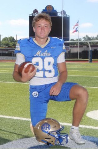 Max Bacon tweet media