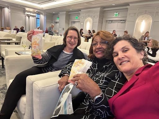 JessicaZitter's tweet image. Getting ready for "Filmfest" at the Grantmakers in Aging conference