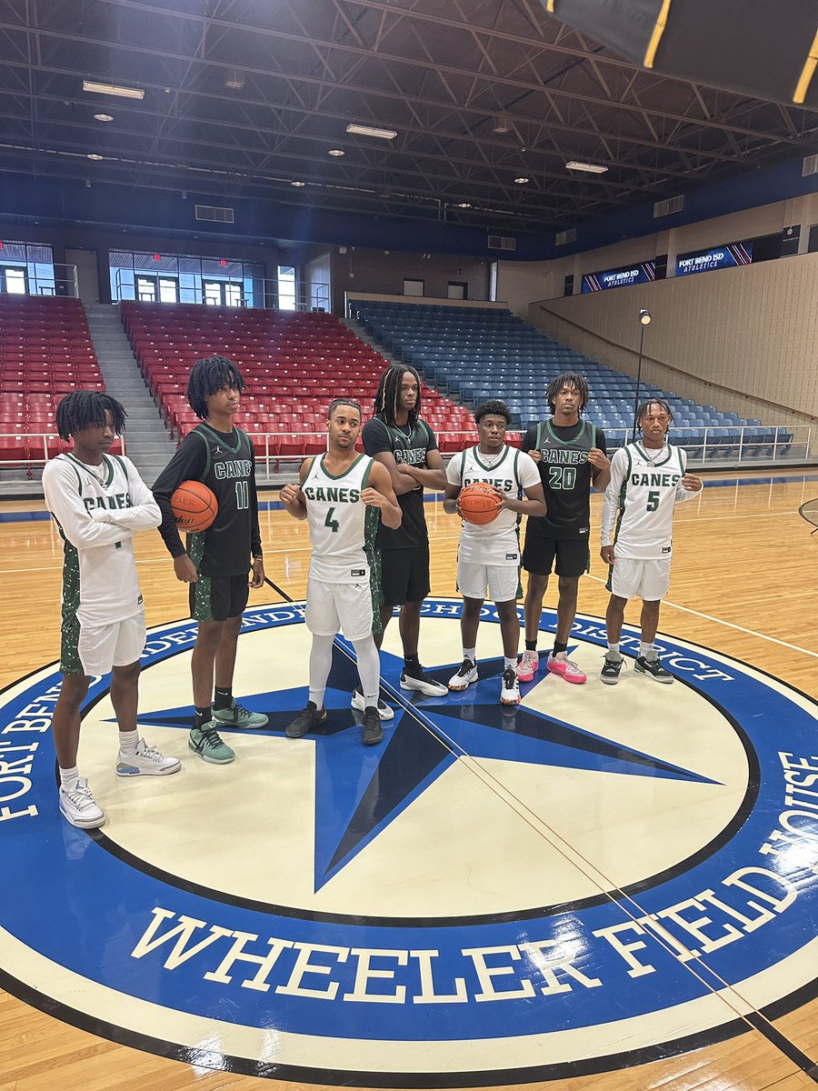 2024-2025 VYPE Photo Shoot! Them Mo.City Boyz said they ready! #MoPrideMoFight