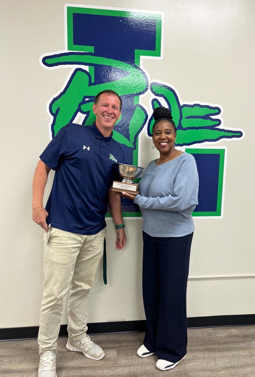Russ Frazier (@russfrazier107) on Twitter photo Wells Fargo Cup 23-24 CAP 6 Conference Champs! Great work by our coaches, student athletes & Admin! Thanks to the Leesville community for all the support! <a href="/leesvilleroadhs/">Leesville Road High</a> #RollPride #ThisIsLeesville Wells Fargo Cup 23-24 CAP 6 Conference Champs! Great work by our coaches, student athletes & Admin! Thanks to the Leesville community for all the support! <a href="/leesvilleroadhs/">Leesville Road High</a> #RollPride #ThisIsLeesville