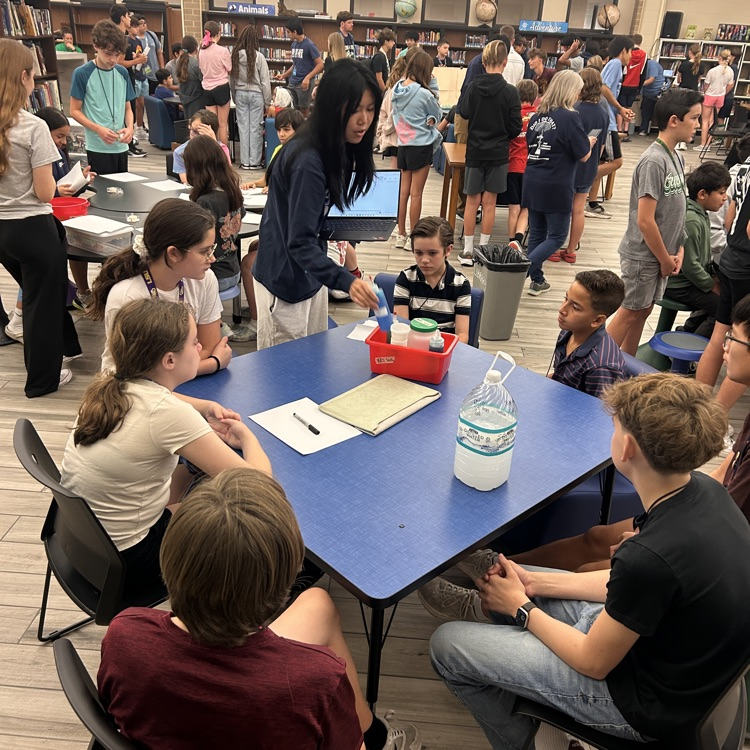 HumbleISD_CMS's tweet photo. A huge shoutout to the incredible Kingwood HS Science Olympiads for coming over and blowing us away with their amazing skills and experiments! Thanks for inspiring the next generation of innovators! #TheColtWay https://t.co/uPrZEOklt1