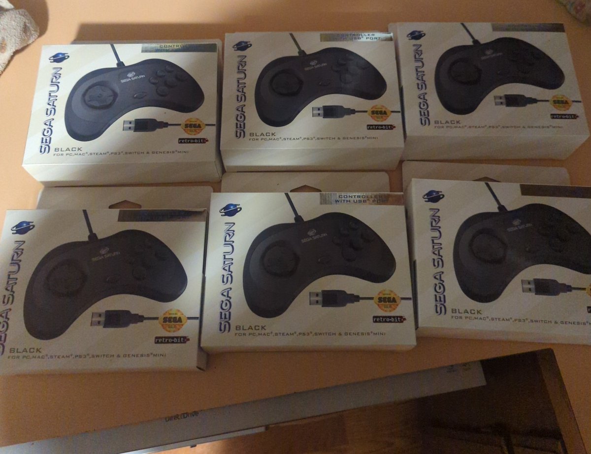 ProbablyGoat's tweet image. I don't know how the hell this happened but Amazon accidentally sent me 6 Sega Saturn controllers. I only bought 1.