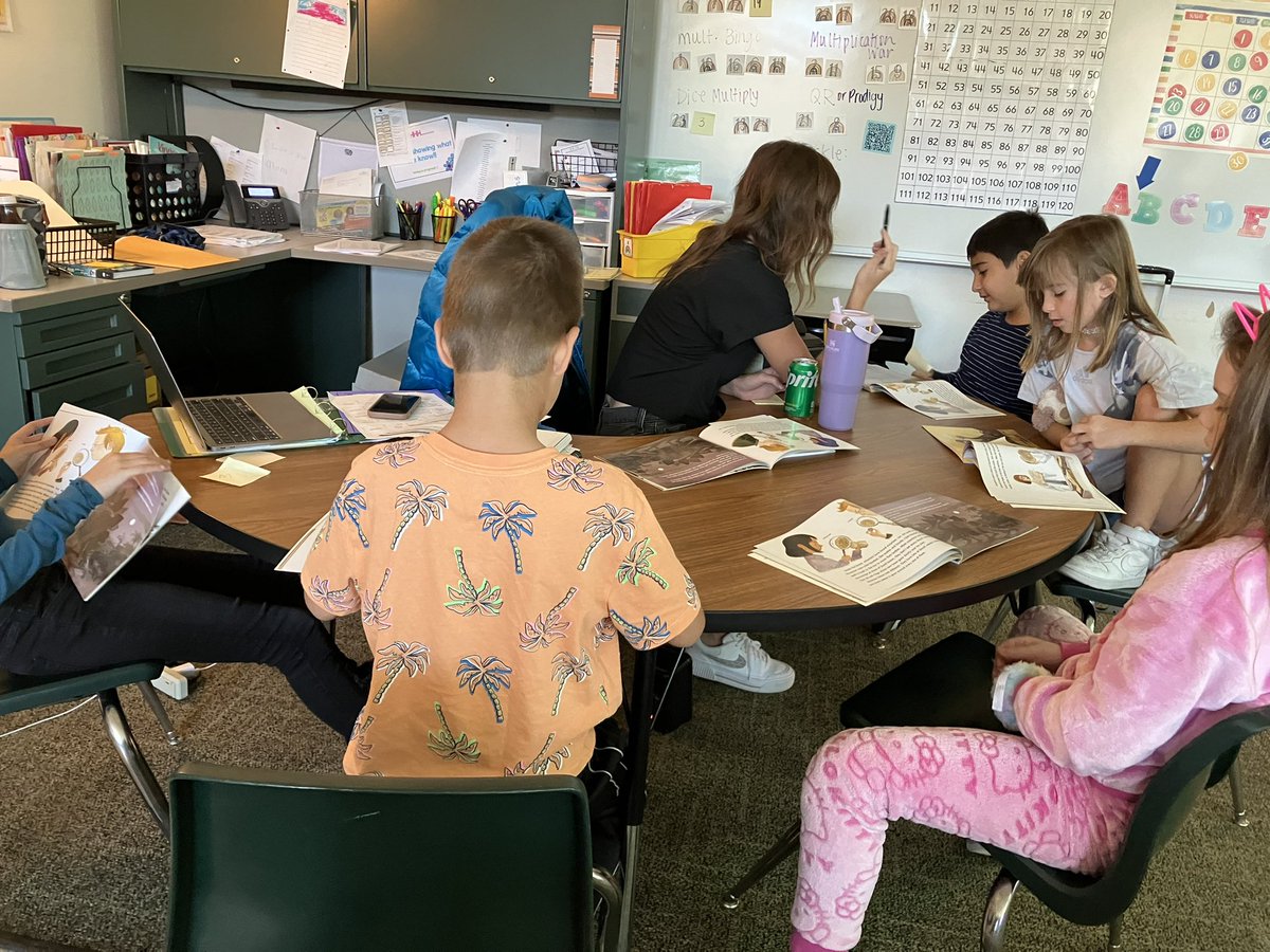 Amanda Desa (@mrsdesankc) on Twitter photo Have loved being in classrooms this week to see what our <a href="/bp_mustangs/">BellPrairie Mustang</a> teachers are working on with their students! Writing conferences, counselor lesson and guided reading! Have loved being in classrooms this week to see what our <a href="/bp_mustangs/">BellPrairie Mustang</a> teachers are working on with their students! Writing conferences, counselor lesson and guided reading!