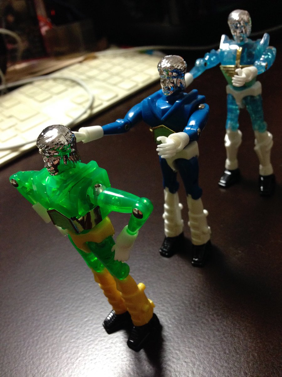 遅ればせながら入手いたしました。 小学生の頃はほぼミクロマンと