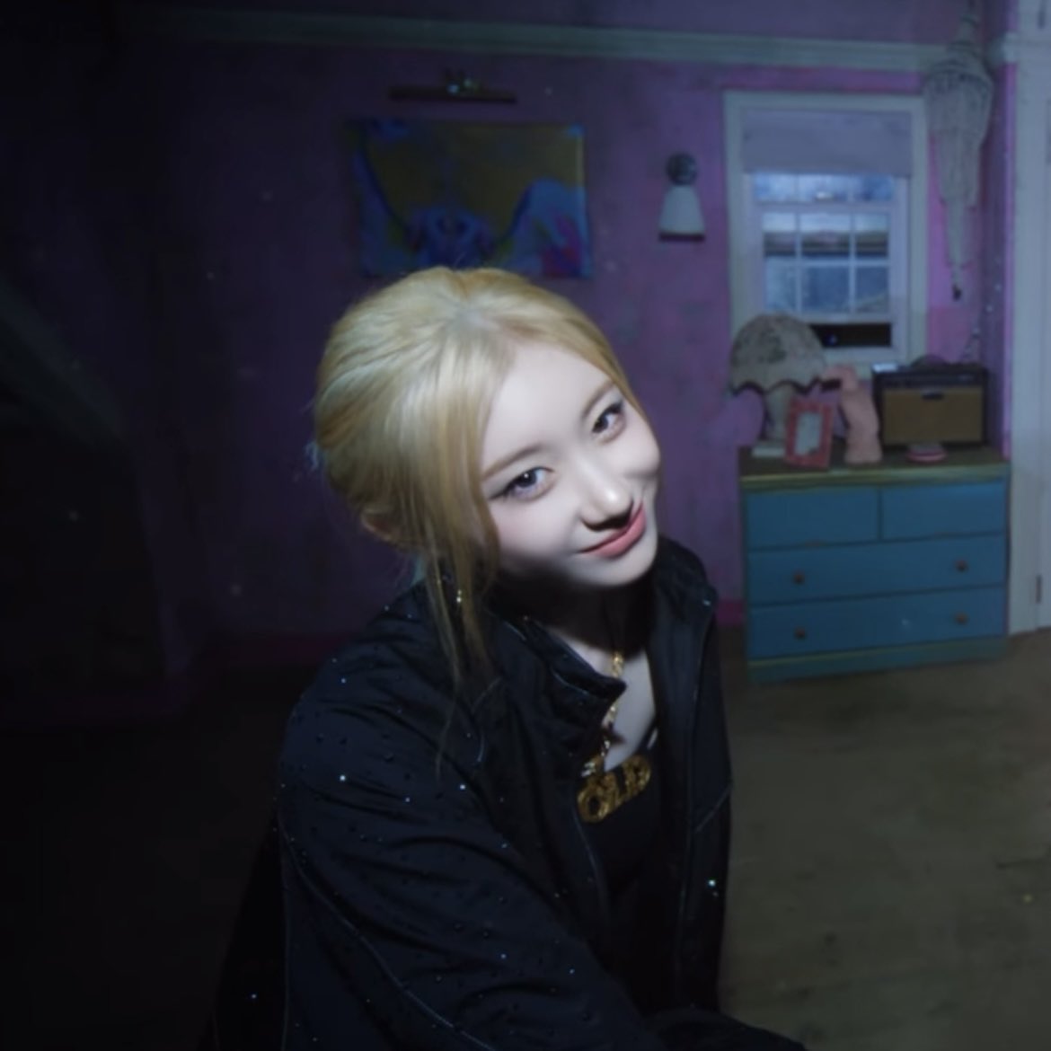 low quality chaeryeong tweet media