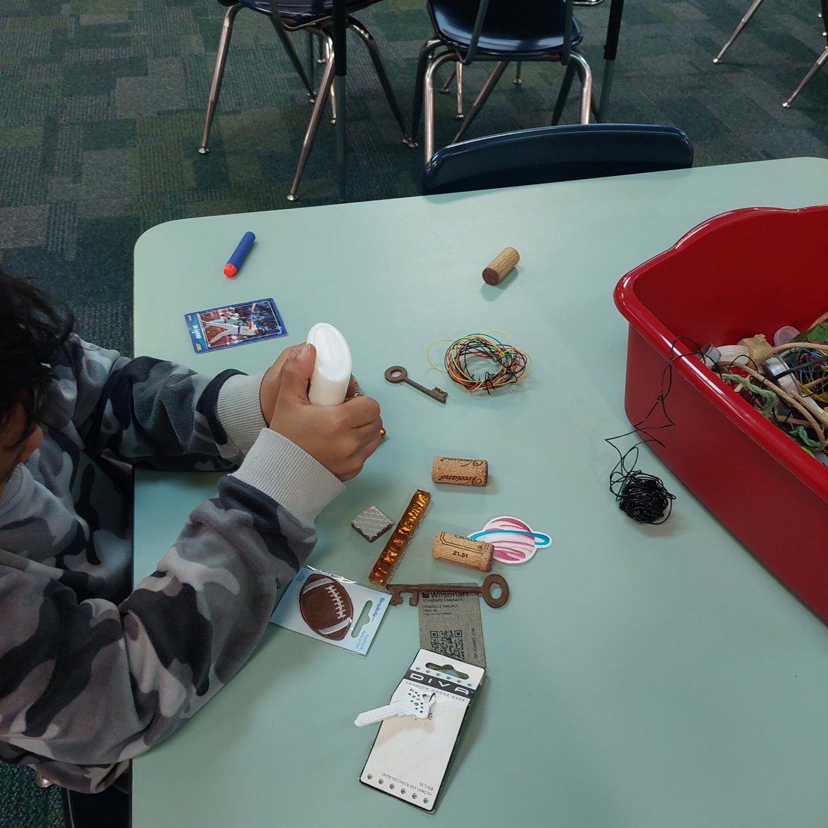 _mtom1's tweet image. 1st graders made their own monster using materials from Welman. Read "I Need my Monster"