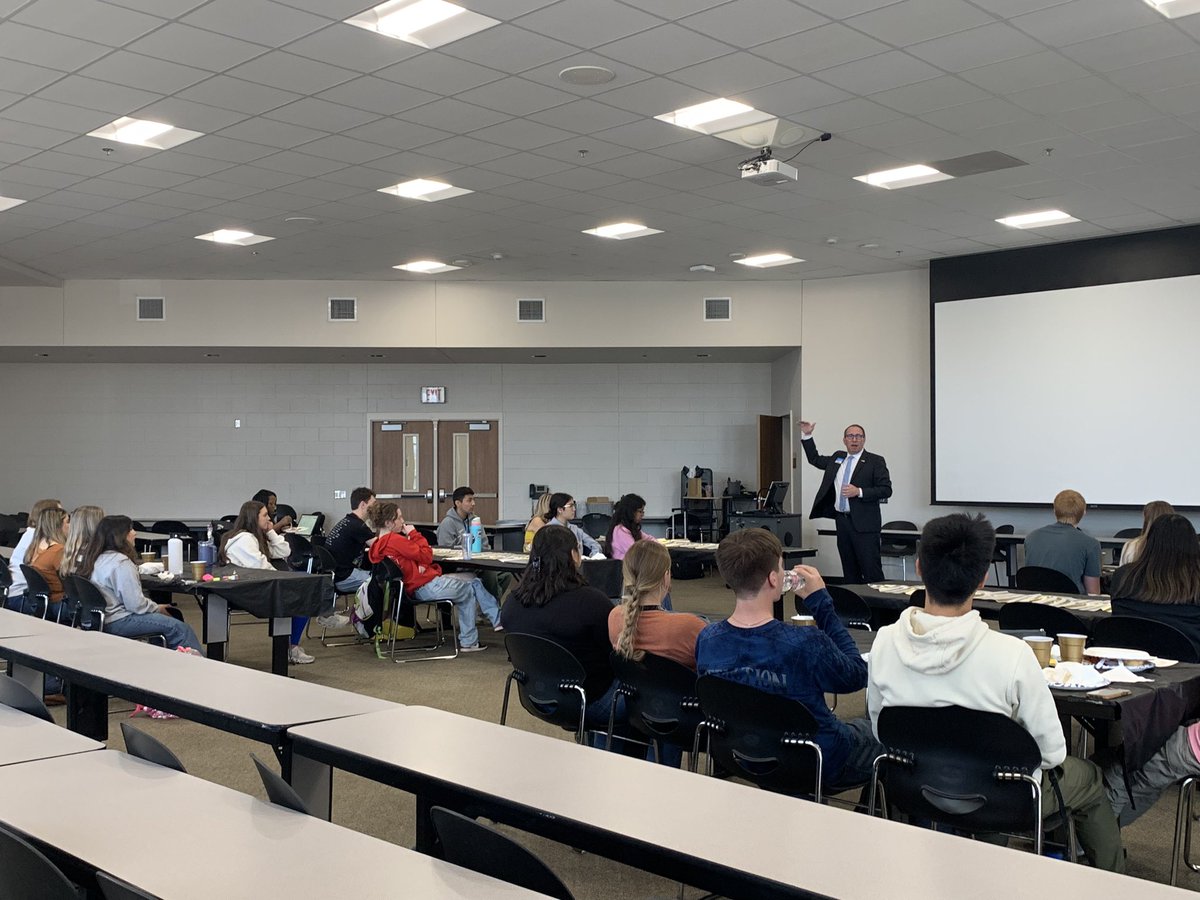 Our first leadership lunch was a success! Thanks <a href="/ConroeISDSupt/">Curtis Null - Conroe ISD Superintendent</a> for joining us and talking to our campus student leaders! <a href="/Tasha_Smith78/">Tasha Smith</a> <a href="/ConroeHSCISD/">Conroe High School, Conroe ISD</a>