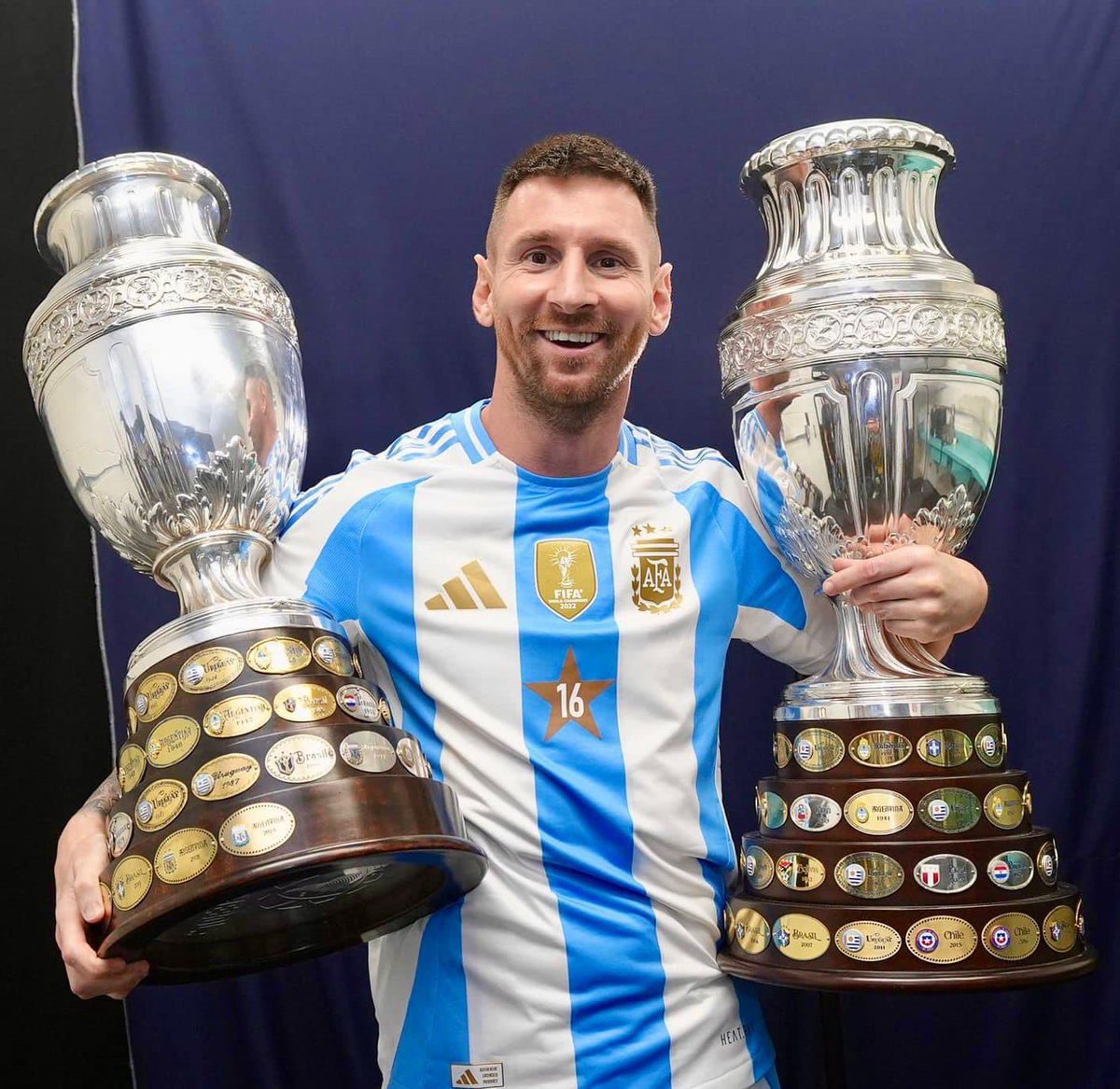 DoomsonSA's tweet photo. Leo Messi scores for Argentina… and it’s 𝟏𝟏𝟎𝐭𝐡 𝐠𝐨𝐚𝐥 for the national team in his career! https://t.co/7UhWIT7FT3