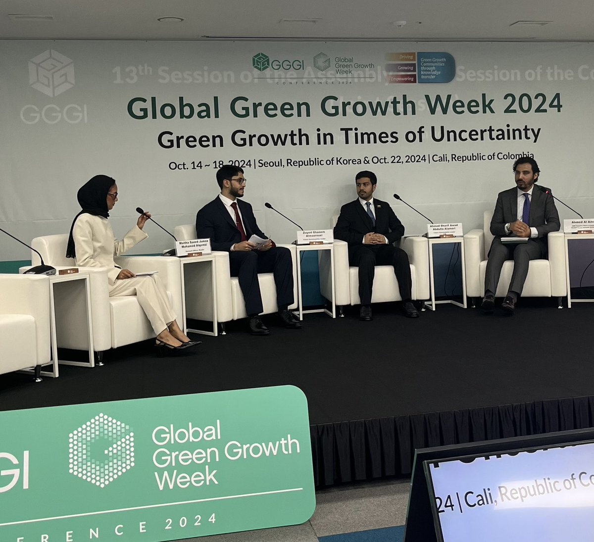 #GGGWeek2024 at <a href="/gggi_hq/">GGGI</a> brings in Future Leaders from Youth4Sustainability to discuss visions for achieving sustainability goals. A call from panel to youth: “ask questions” and “find your voice”

#sustainability 
#youth 
#climateaction