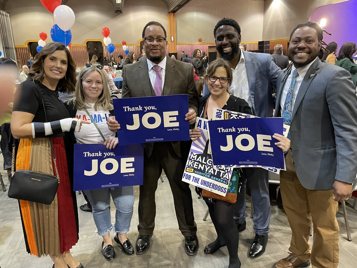 Philly8thWard's tweet photo. Fired 🔥🆙 &amp; Ready to GO for 21 more days !! @JoeBiden rallied us to get out there &amp; WIN it BIG for @KamalaHarris @Bob_Casey @DePasqualePA @malcolmkenyatta @ErinforPA &amp; ALL the Dems down ballot - including @SeanforPA172 &amp; @senjimmydillon https://t.co/7lAe386221